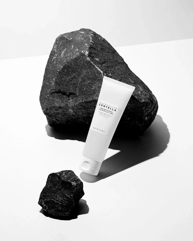 SKIN1004 Madagascar Centella Tone Brightening Cleansing Gel Foam 125ml